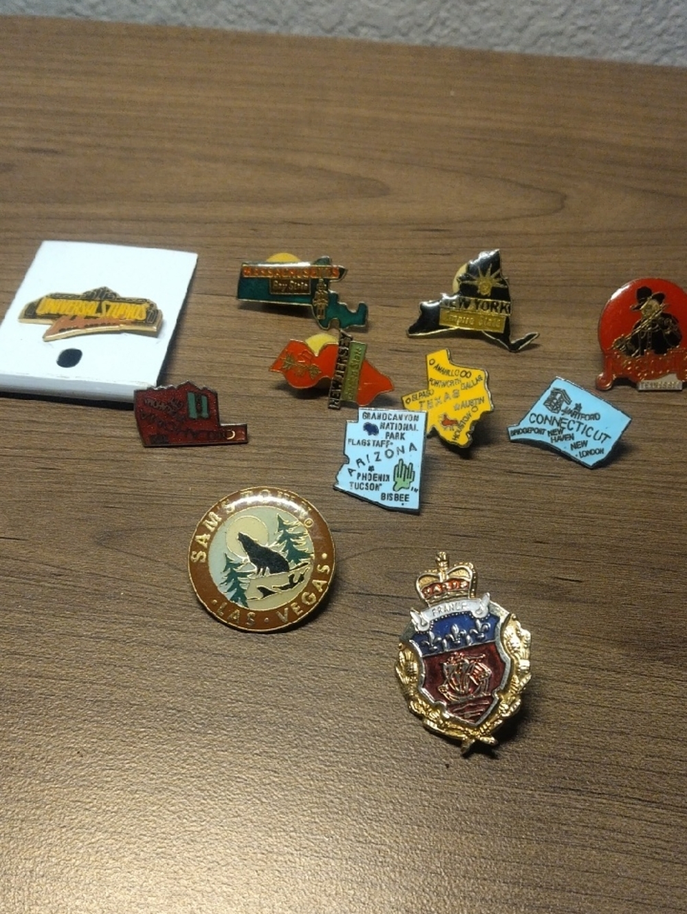 Vintage Travel & Crest Pin Lot -